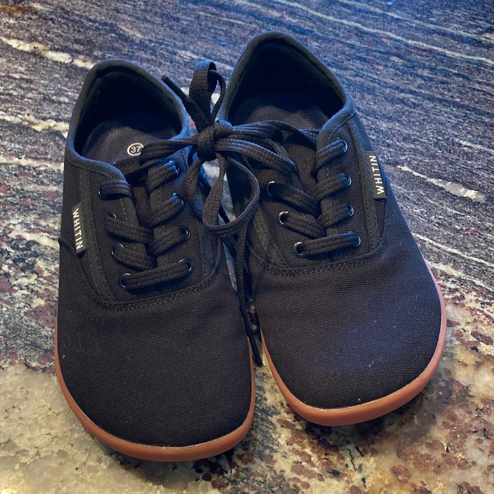 WHITIN Woman Black Canvas Sneakers NWOT